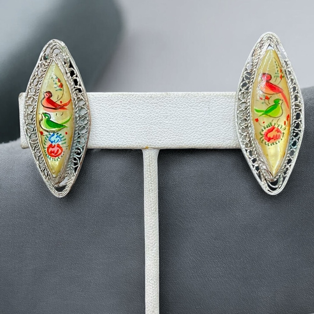 🌺 Antique Persian Hand-Painted Mother of Pearl Necklace & Earrings - Picture 9 of 15